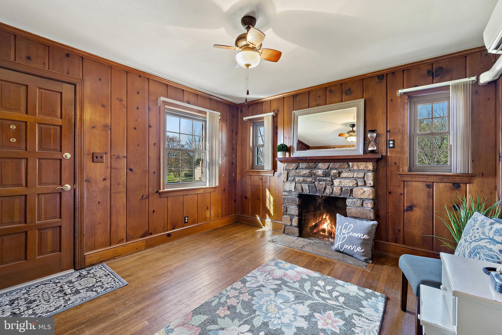 105 Moser Road Warrenton, VA 20186 - Photo 8 of 47 Gallery Image 8