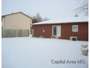 921 Hoechester Road Springfield, IL 62712 - Photo 3 of 14