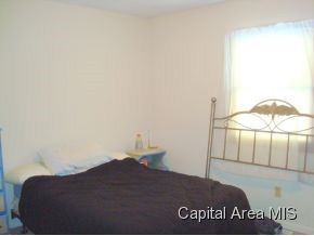 921 Hoechester Road Springfield, IL 62712 - Photo 10 of 14