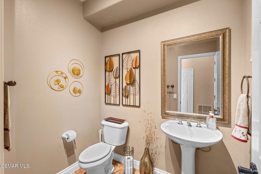 4317 Timberdale Road Moorpark, CA 93021 - Photo 8 of 55 Gallery Image 8