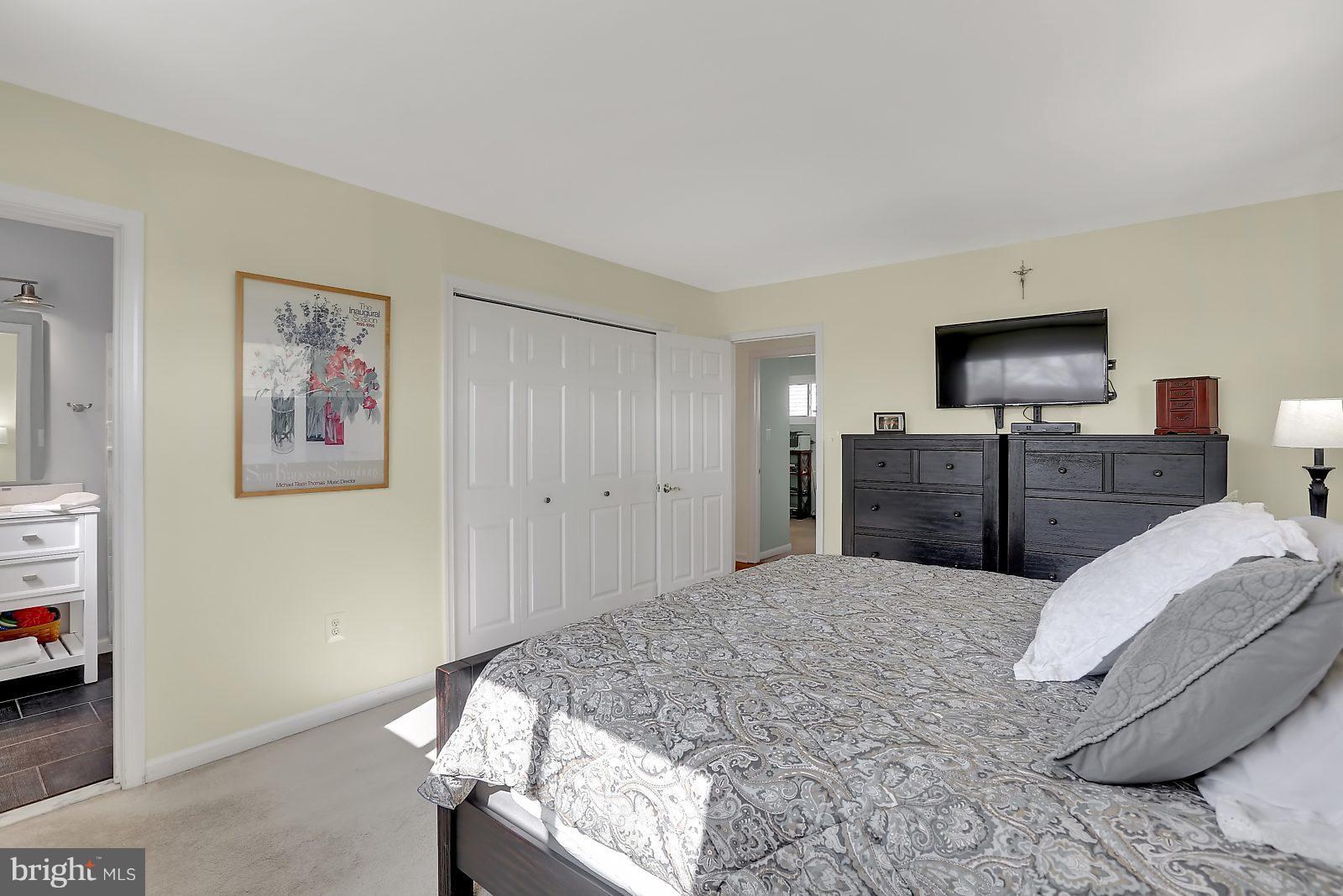 9 Bramleigh Road Lutherville-Timonium, MD 21093 - Photo 12 of 24 Lovely Master bedroom- large closet