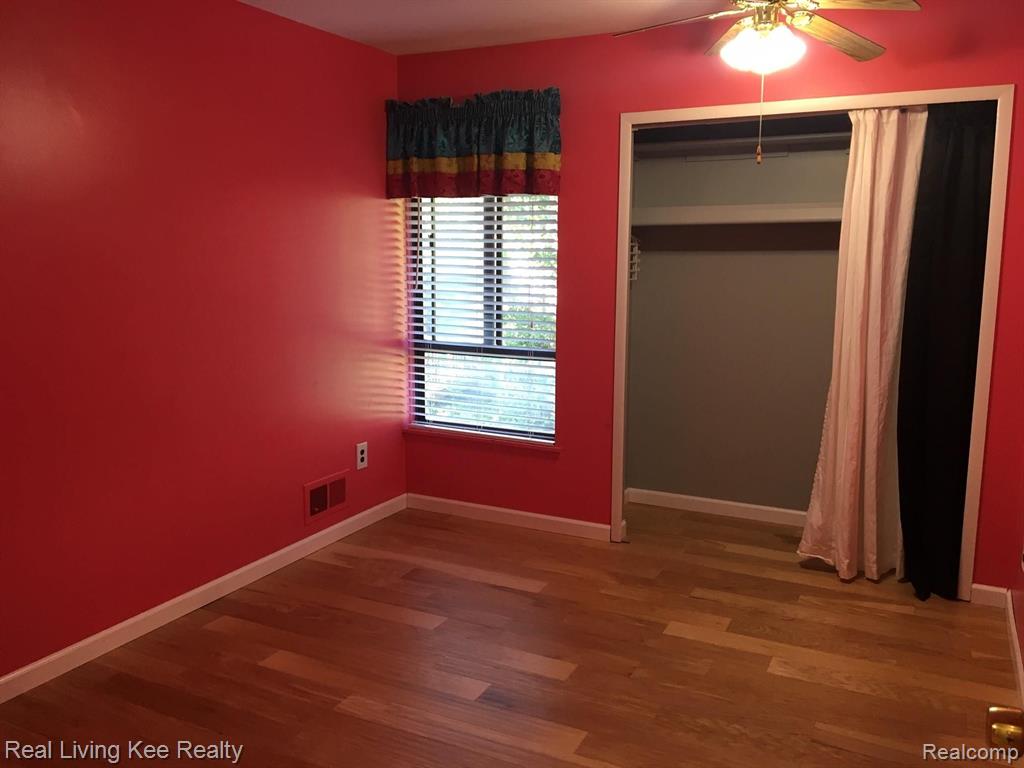 1422 Oakbrook Rochester Hills Rochester, MI 48307 - Photo 26 of 33