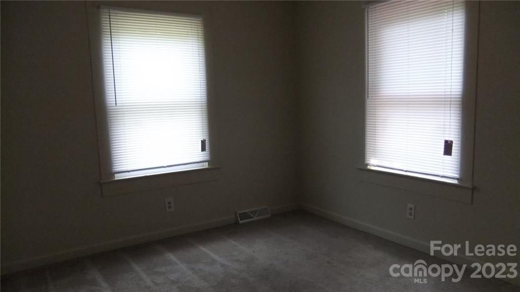 1629 Harris Road Fort Mill, SC 29708 - Photo 3 of 7 a room that has a window in it
