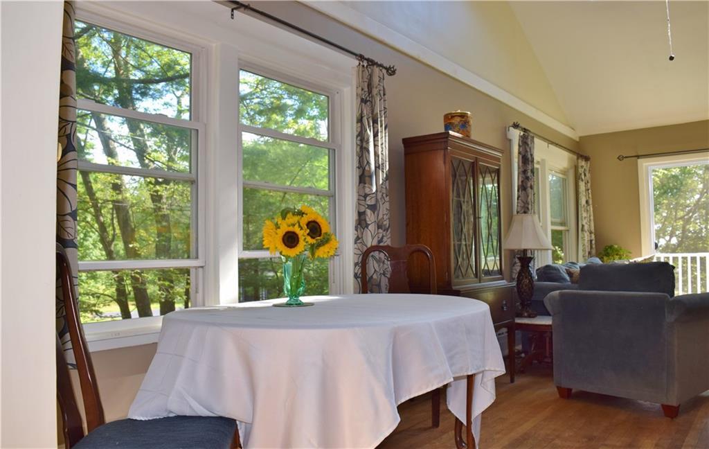 1080 Shore Road Cape Elizabeth, ME 04107 - Photo 8 of 34 Dining area with room for everyone