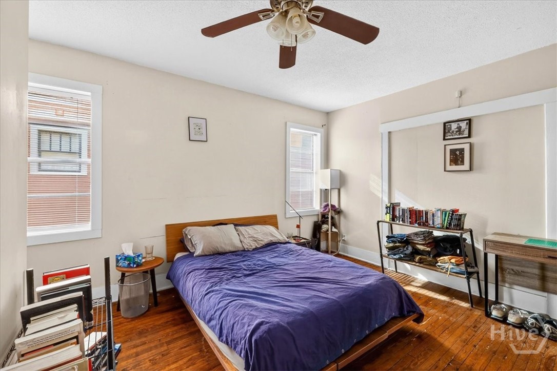 515 East Duffy Street Savannah, GA 31401 - Photo 38 of 60 Lower unit bedroom #1