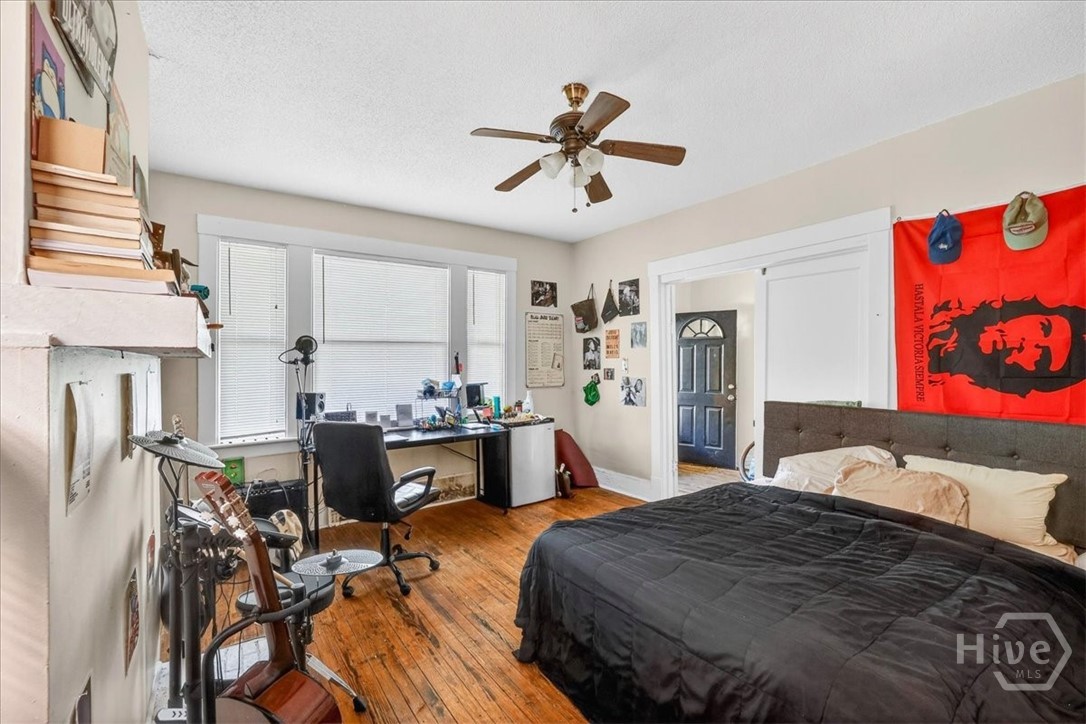 515 East Duffy Street Savannah, GA 31401 - Photo 42 of 60 Lower unit bedroom #2