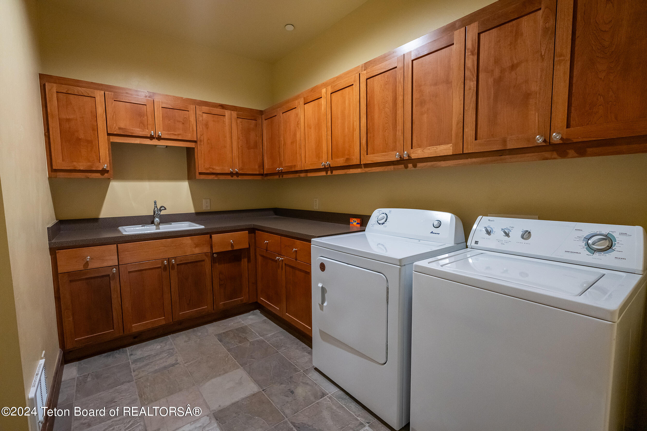 526 Snow King Loop, Unit 262 Jackson, WY 83001 - Photo 25 of 37 Laundry Room