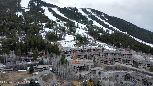 $3,495,000 | 526 Snow King Loop, Unit 262, Jackson, WY 83001