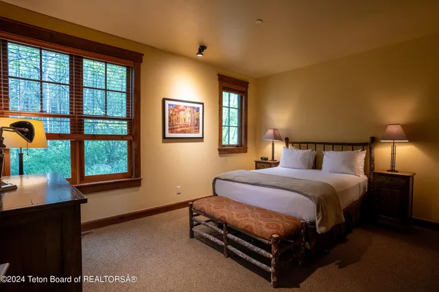 $3,495,000 | 526 Snow King Loop, Unit 262, Jackson, WY 83001