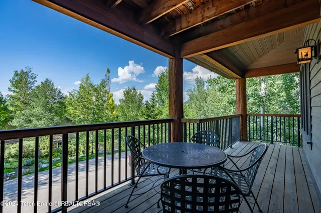$3,495,000 | 526 Snow King Loop, Unit 262, Jackson, WY 83001