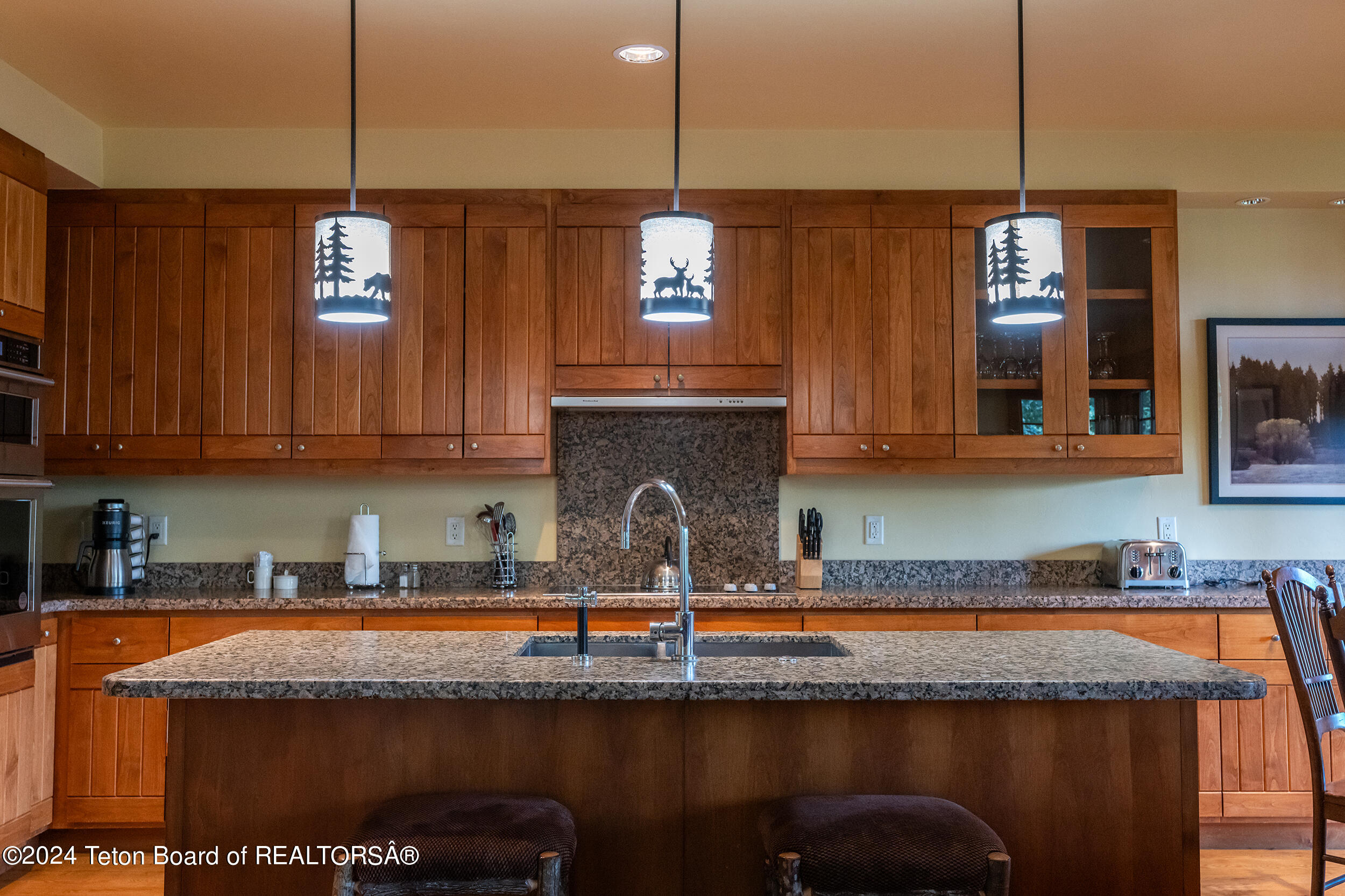 526 Snow King Loop, Unit 262 Jackson, WY 83001 - Photo 9 of 37 Kitchen 4