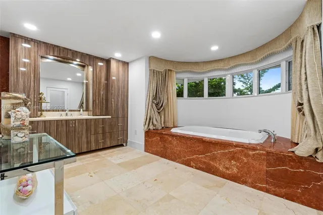 $3,999,000 | 185 Southwest 130th Avenue, Miami, FL 33184