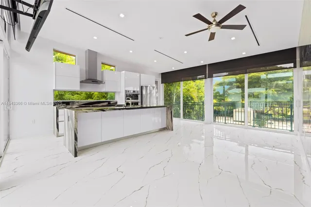 $3,999,000 | 185 Southwest 130th Avenue, Miami, FL 33184