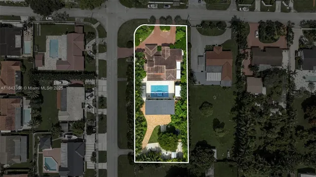$3,999,000 | 185 Southwest 130th Avenue, Miami, FL 33184
