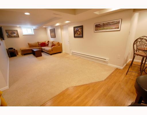 1014 Connor Road Mt. Lebanon, PA 15234 - Photo 11 of 15 Den/Family/Great Room.