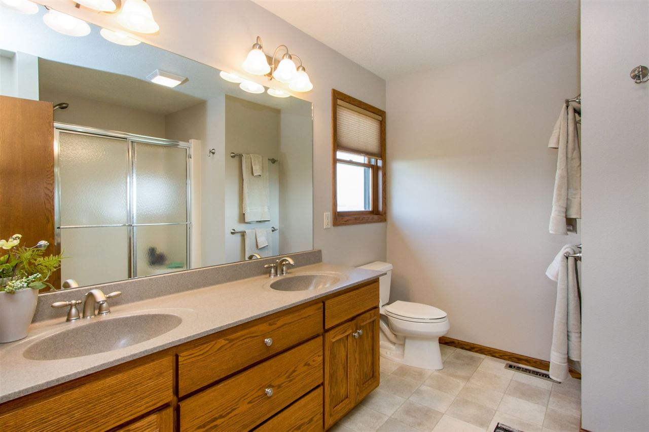 3331 Bayertown Road Southwest Riverside, IA 52327 - Photo 28 of 46 Gallery Image 28