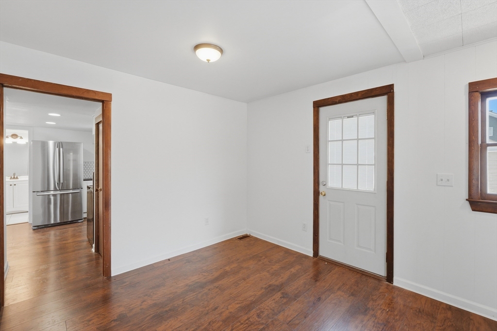 28 Shepard Street Westfield, MA 01085 - Photo 28 of 37