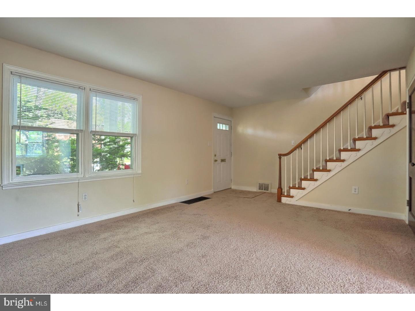 207 Sycamore Road West Reading, PA 19611 - Photo 3 of 19