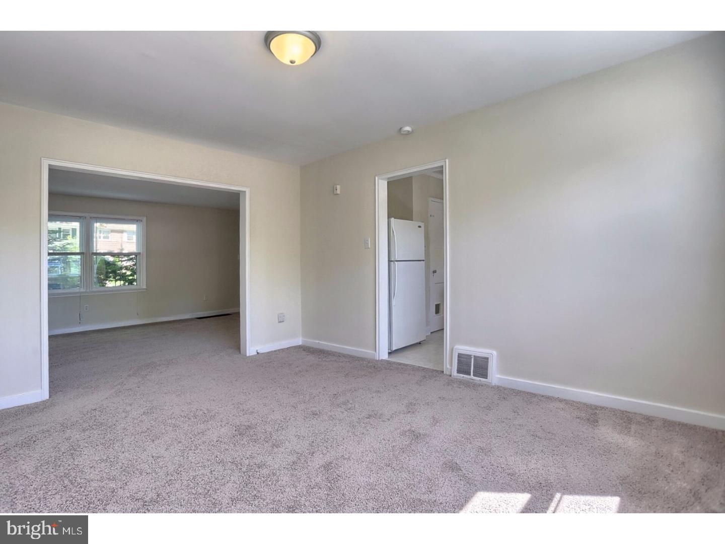 207 Sycamore Road West Reading, PA 19611 - Photo 5 of 19