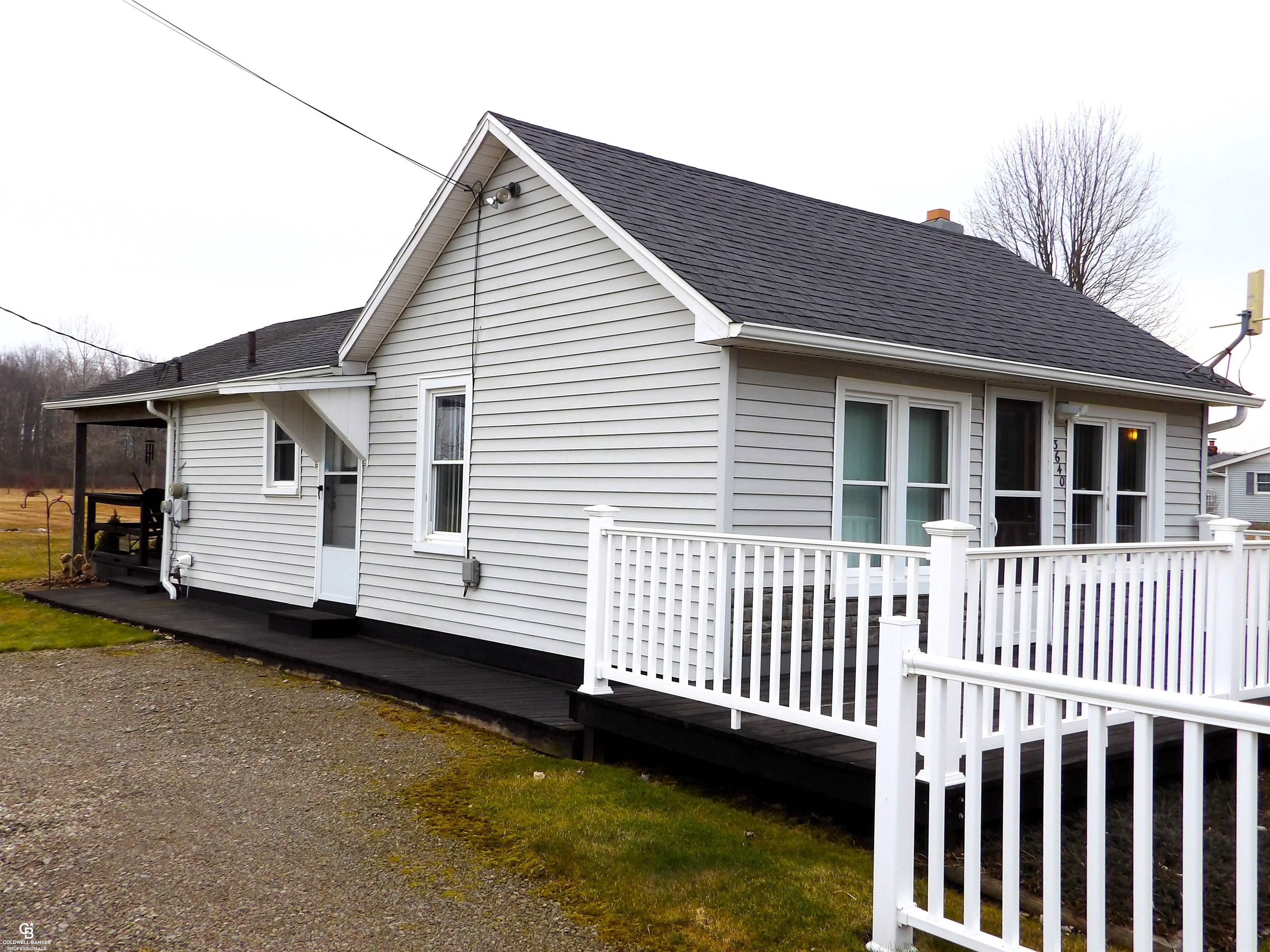 3640 Kilgore Road Avoca, MI 48006 - Photo 3 of 21 50134092-d9c1f0bc-2850-4acf-8052-129bfc49ec49.JPG