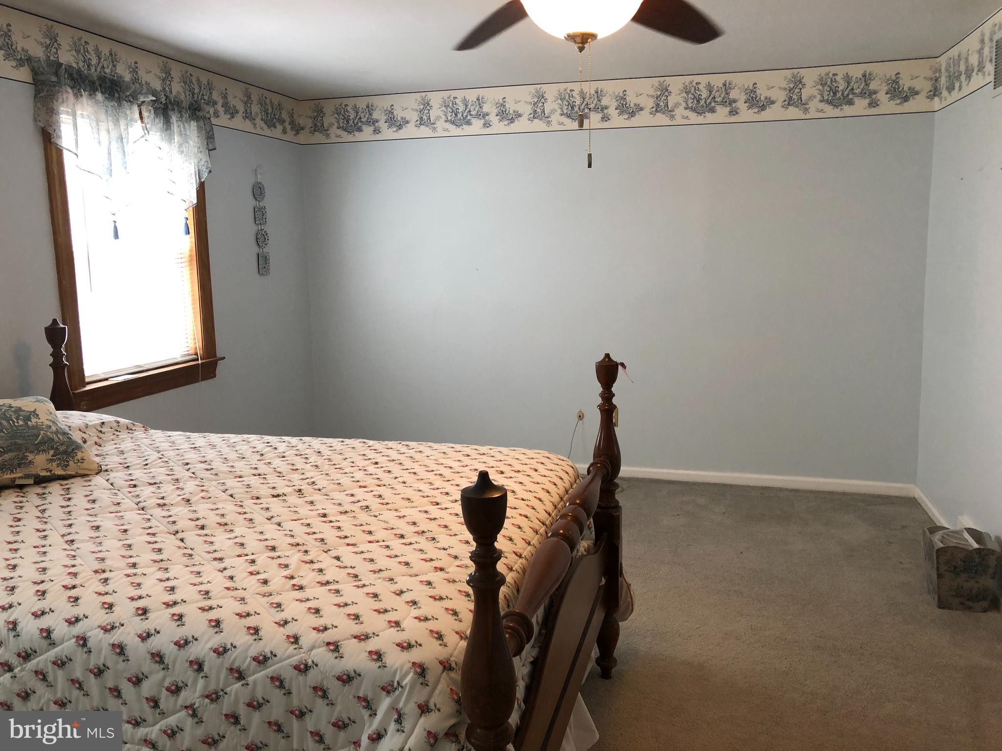 12714 Minden Road Philadelphia, PA 19154 - Photo 21 of 53 Large Main Bedroom