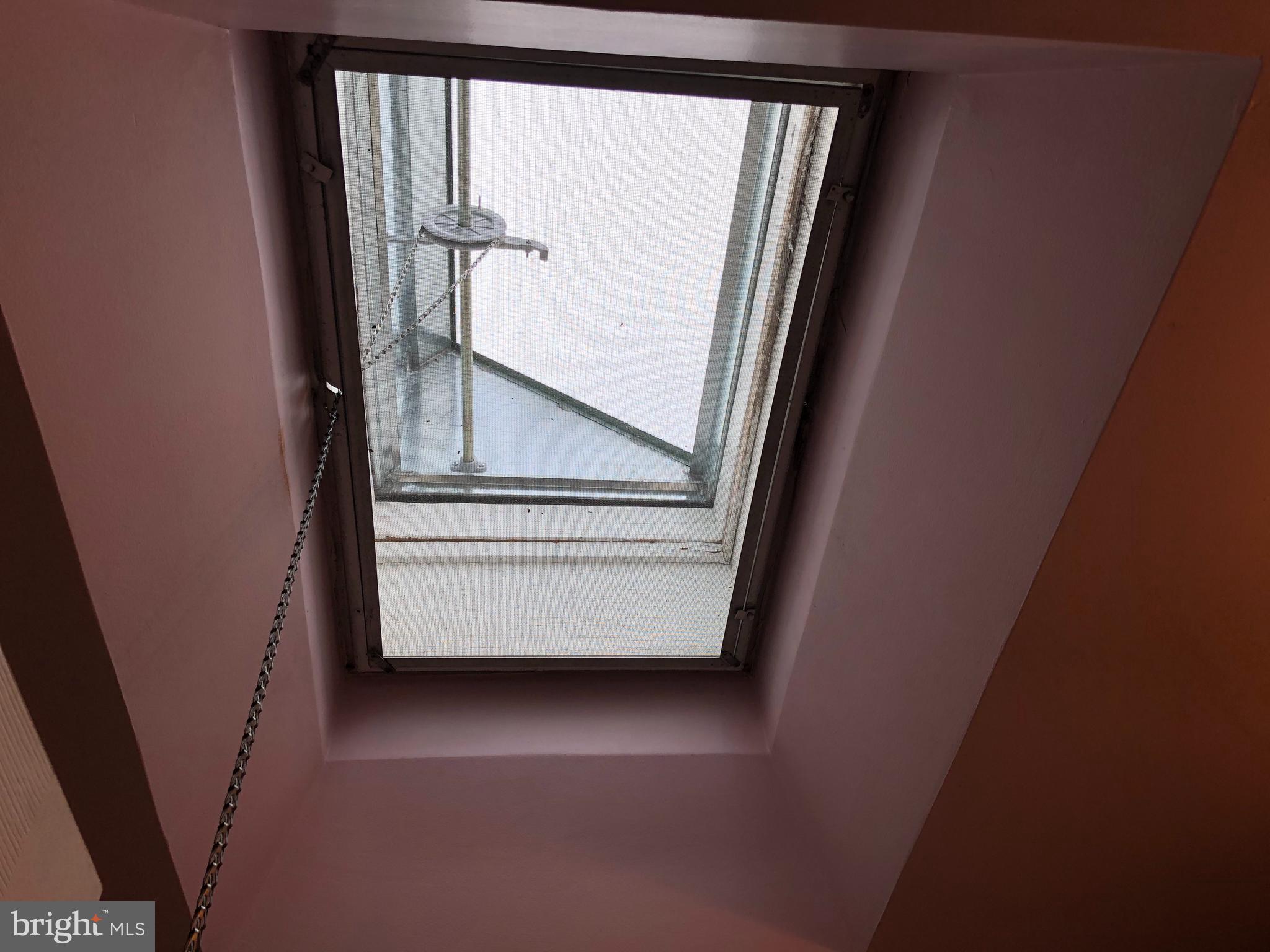 12714 Minden Road Philadelphia, PA 19154 - Photo 30 of 53 Skylight in Main Bath