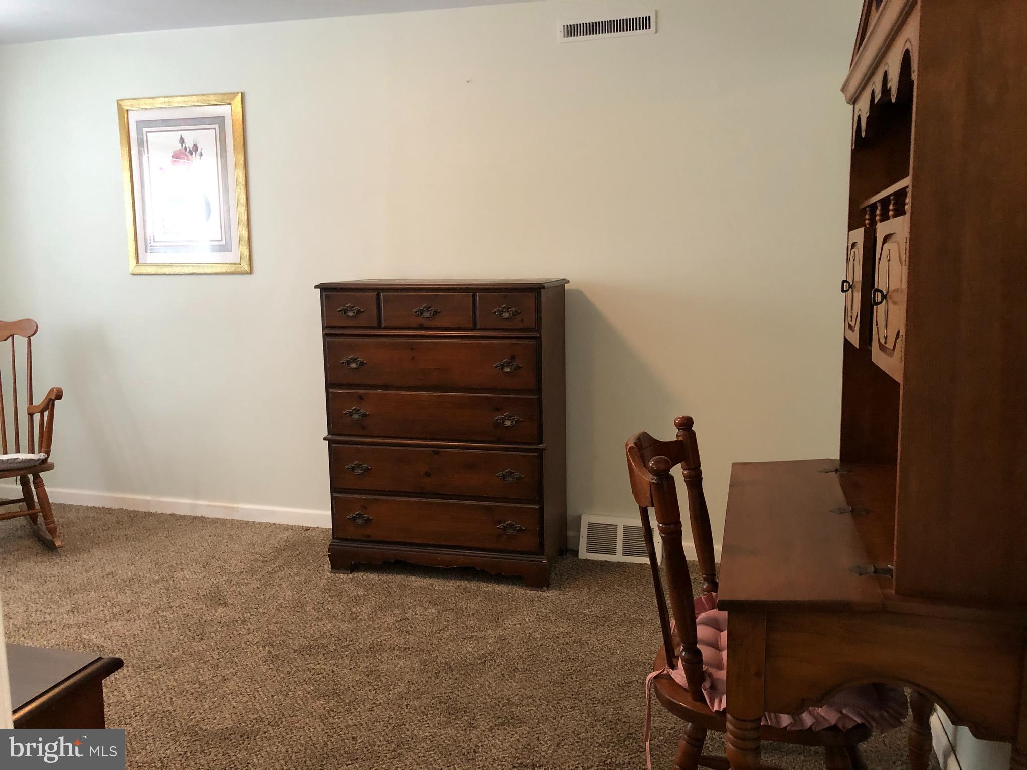 12714 Minden Road Philadelphia, PA 19154 - Photo 34 of 53 Large Middle Bedroom