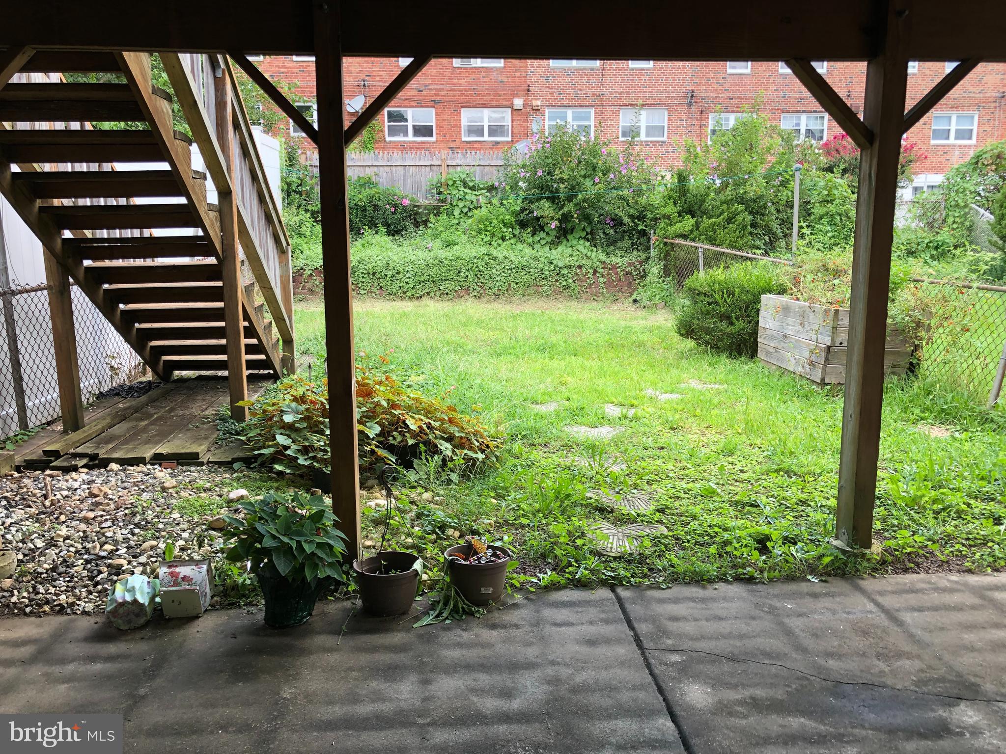 12714 Minden Road Philadelphia, PA 19154 - Photo 51 of 53 Rear Patio