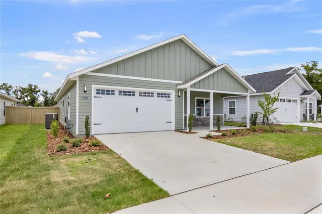 $449,900 | 1018 Southwest 67th Drive, Gainesville, FL 32607