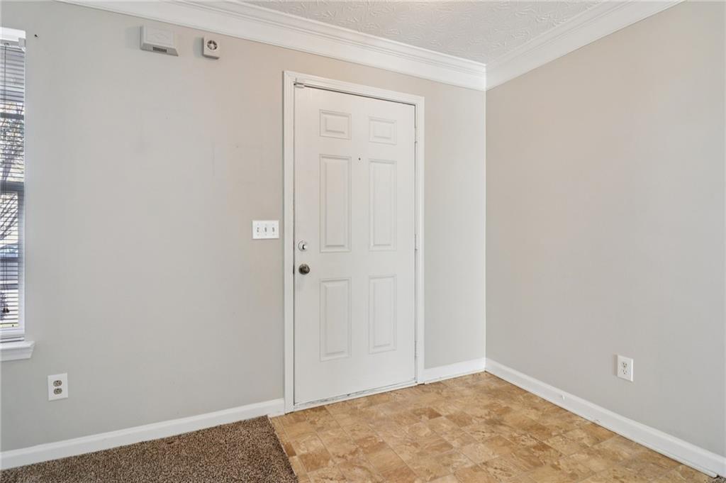 3118 Farmstead Court Grayson, GA 30017 - Photo 6 of 55 a view of room