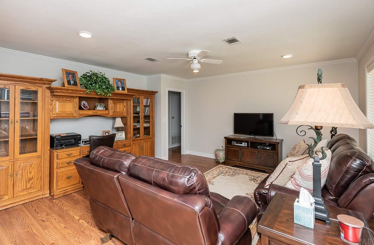 930 Commonwealth Road Pensacola, FL 32504 - Photo 14 of 32 Gallery Image 14