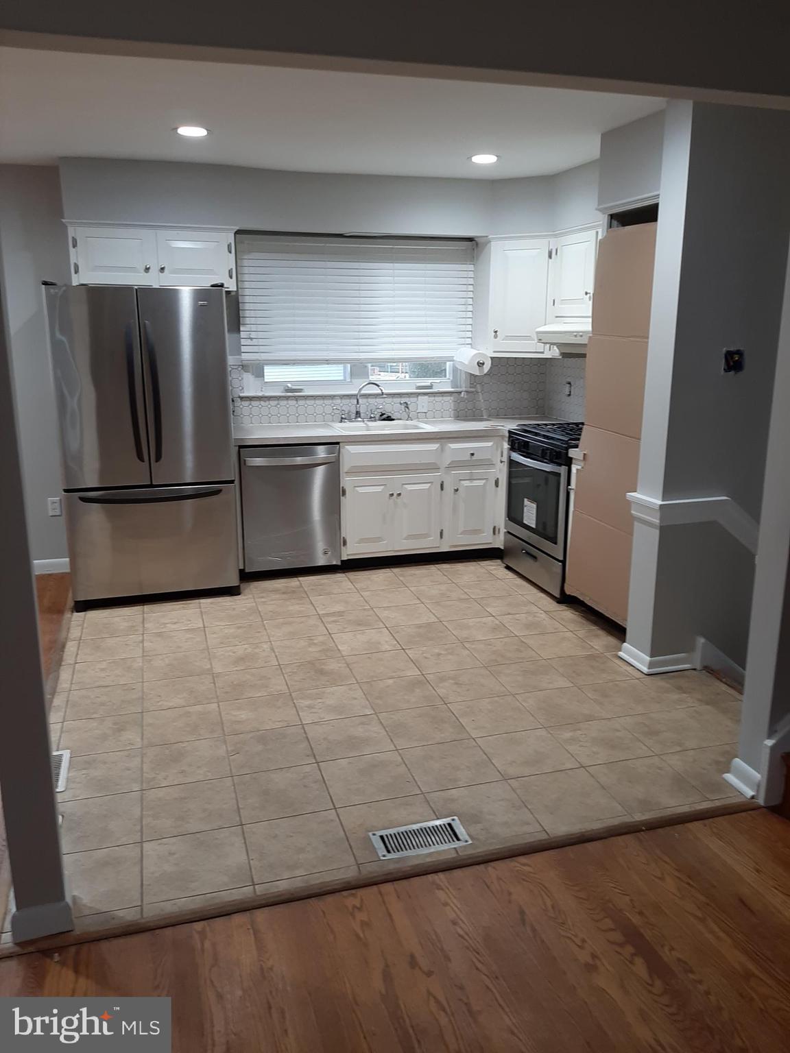 65 Stahl Road Southampton, PA 18966 - Photo 7 of 21 Kitchen