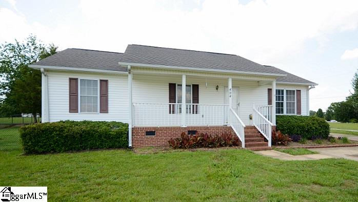 494 State Rd S-42-622 Greer, SC 29651 - Photo 1 of 23