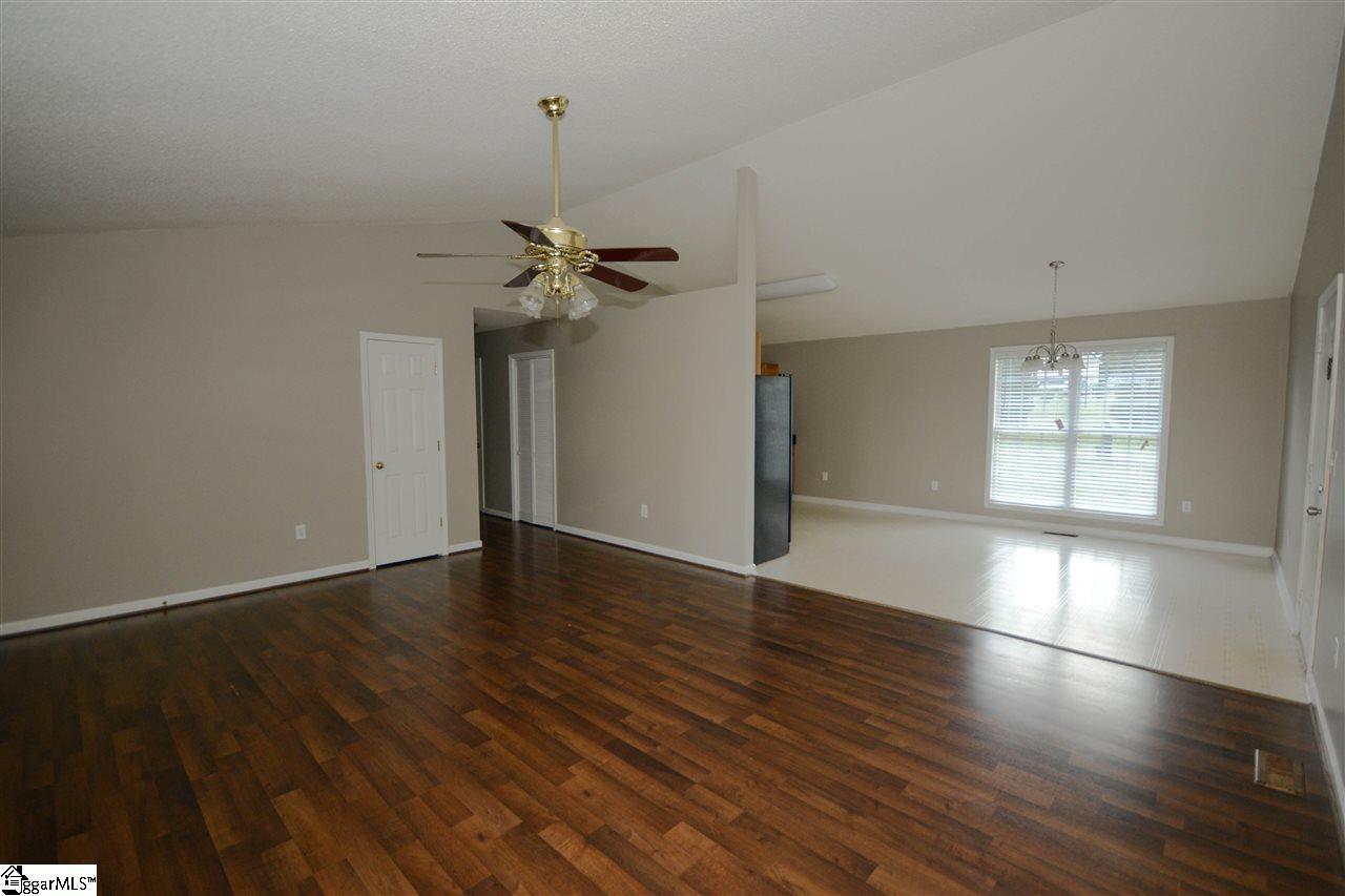 494 State Rd S-42-622 Greer, SC 29651 - Photo 7 of 23