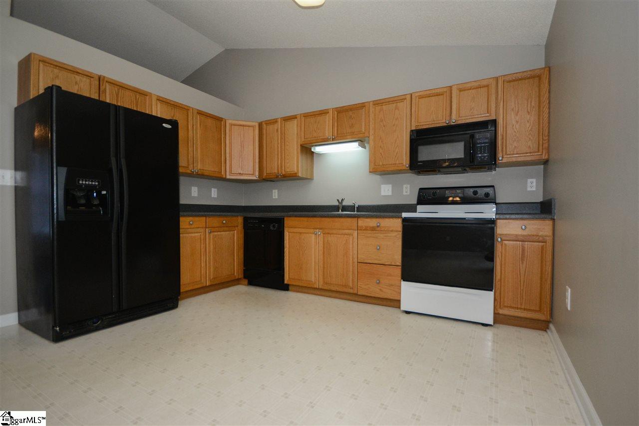 494 State Rd S-42-622 Greer, SC 29651 - Photo 8 of 23