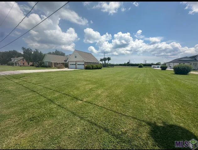 $465,000 | 304 Gemini Street, Larose, LA 70373