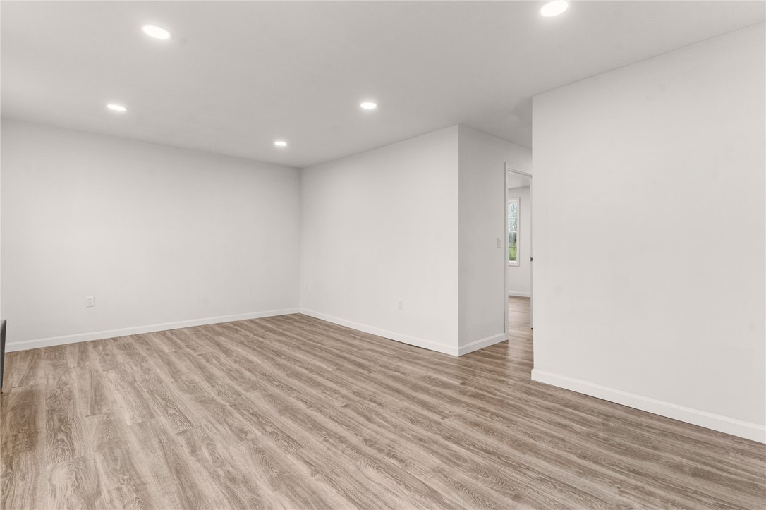 5 Cottage Street Westerly, RI 02891 - Photo 15 of 32