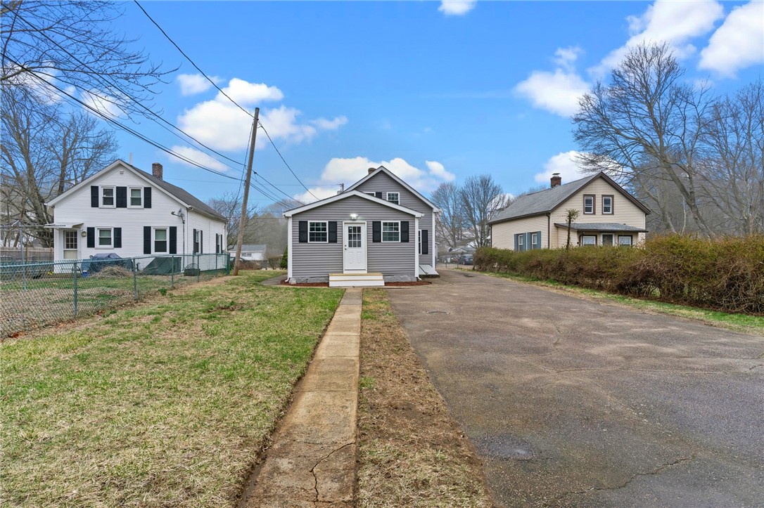 5 Cottage Street Westerly, RI 02891 - Photo 31 of 32