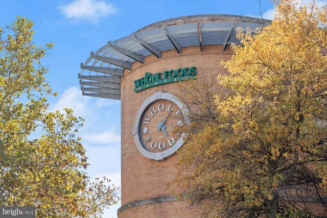 $1,399,000 | 2227 12th Court North, Arlington, VA 22201