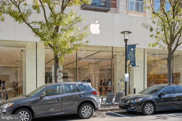 $1,399,000 | 2227 12th Court North, Arlington, VA 22201