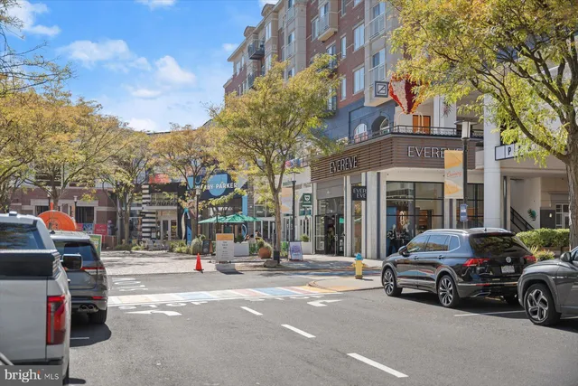 $1,399,000 | 2227 12th Court North, Arlington, VA 22201