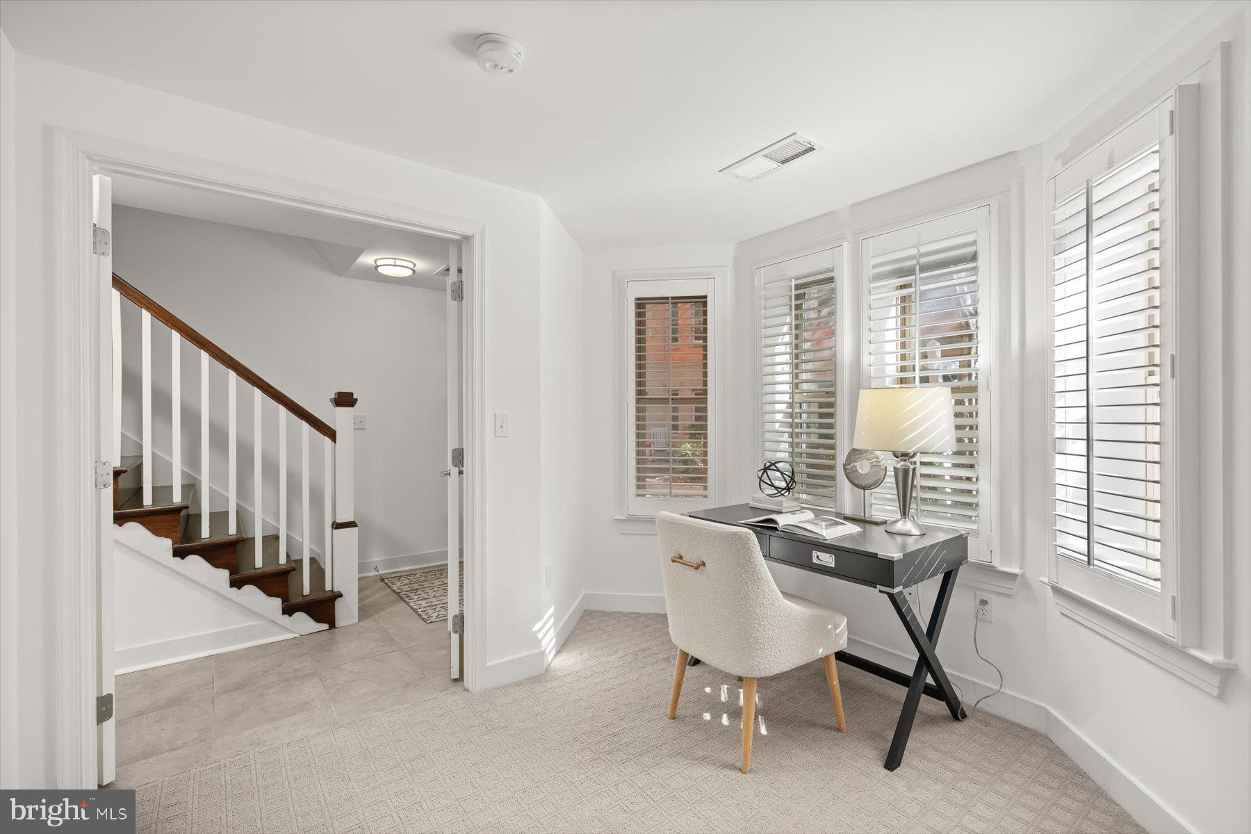 2227 12th Court North Arlington, VA 22201 - Photo 9 of 69