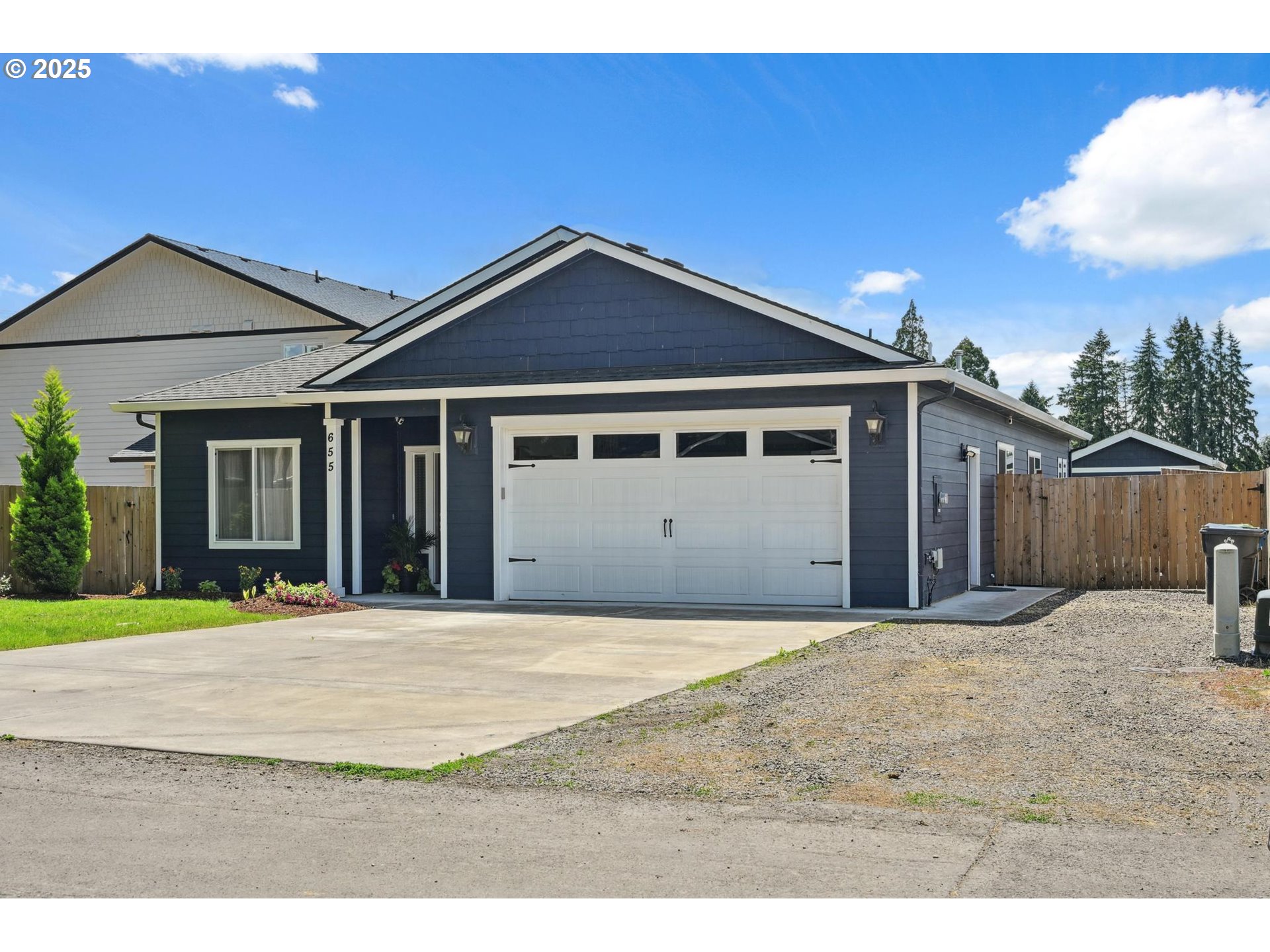 655 Schemmel Lane Silverton, OR 97381 - Photo 2 of 48