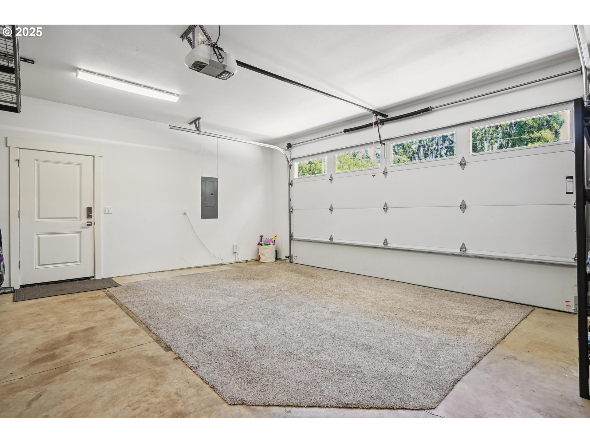 655 Schemmel Lane Silverton, OR 97381 - Photo 45 of 48