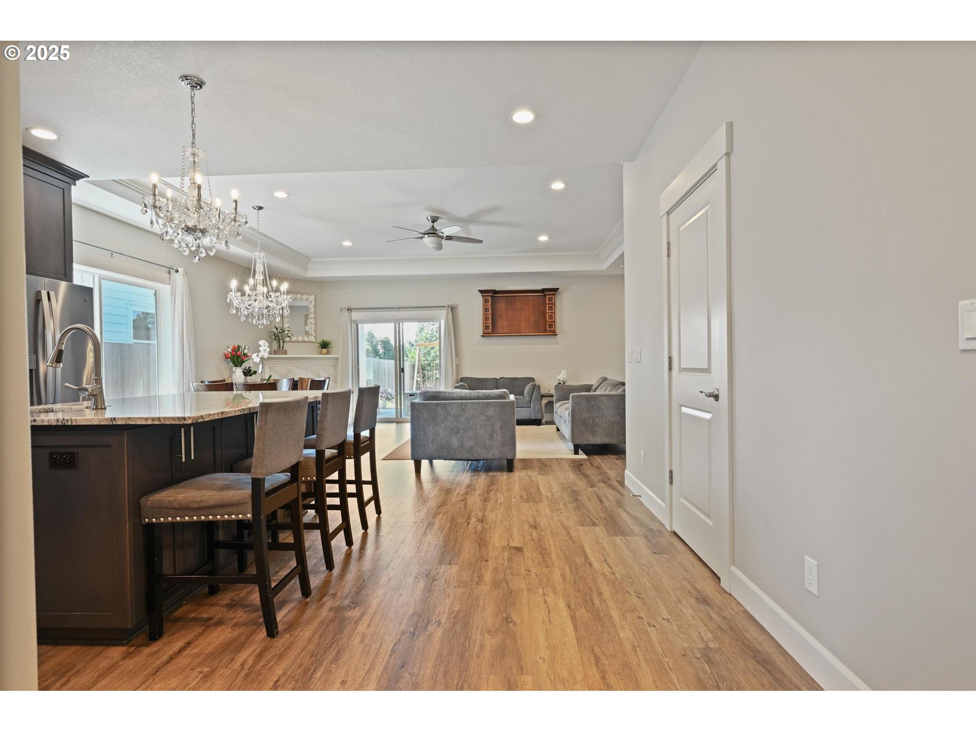 655 Schemmel Lane Silverton, OR 97381 - Photo 5 of 48