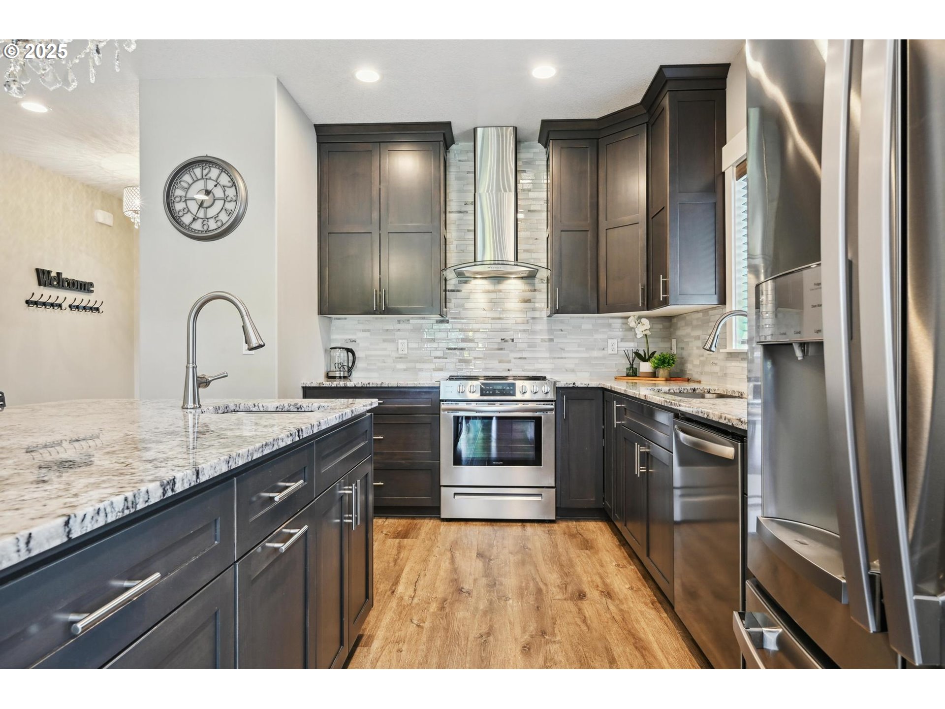 655 Schemmel Lane Silverton, OR 97381 - Photo 8 of 48