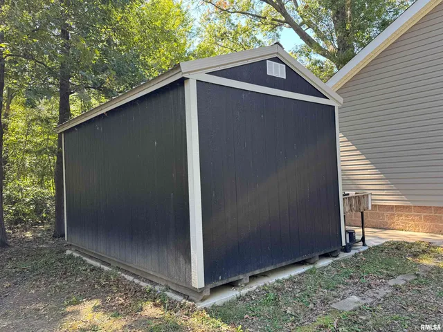 2517 North 14th Street, Herrin, IL 62948