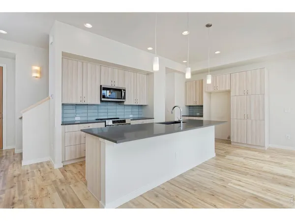 $859,900 | 725 Kubat Lane, Unit A, Longmont, CO 80503