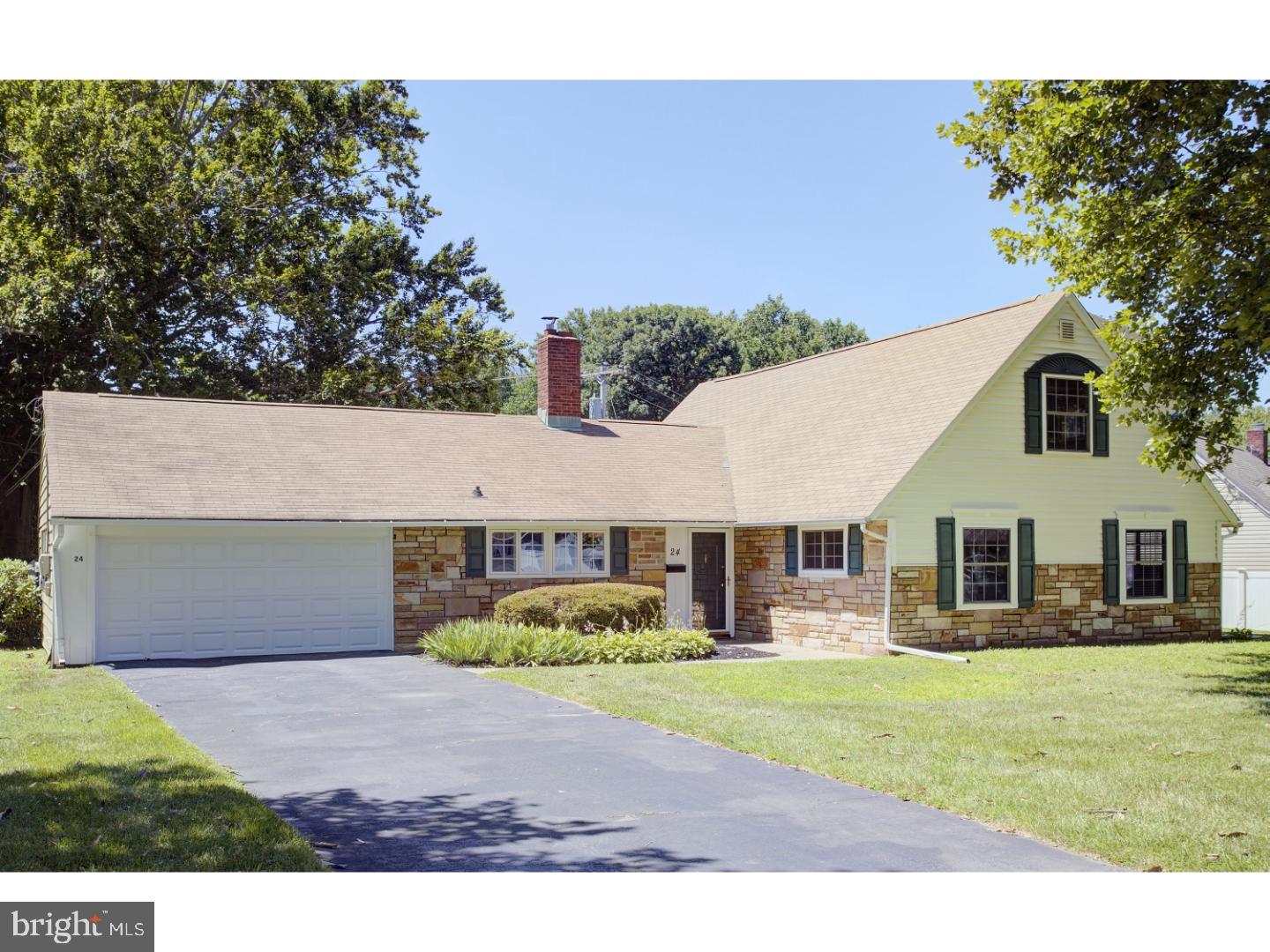 24 Roving Road Levittown, PA 19056 - Photo 1 of 21 Exterior Front
