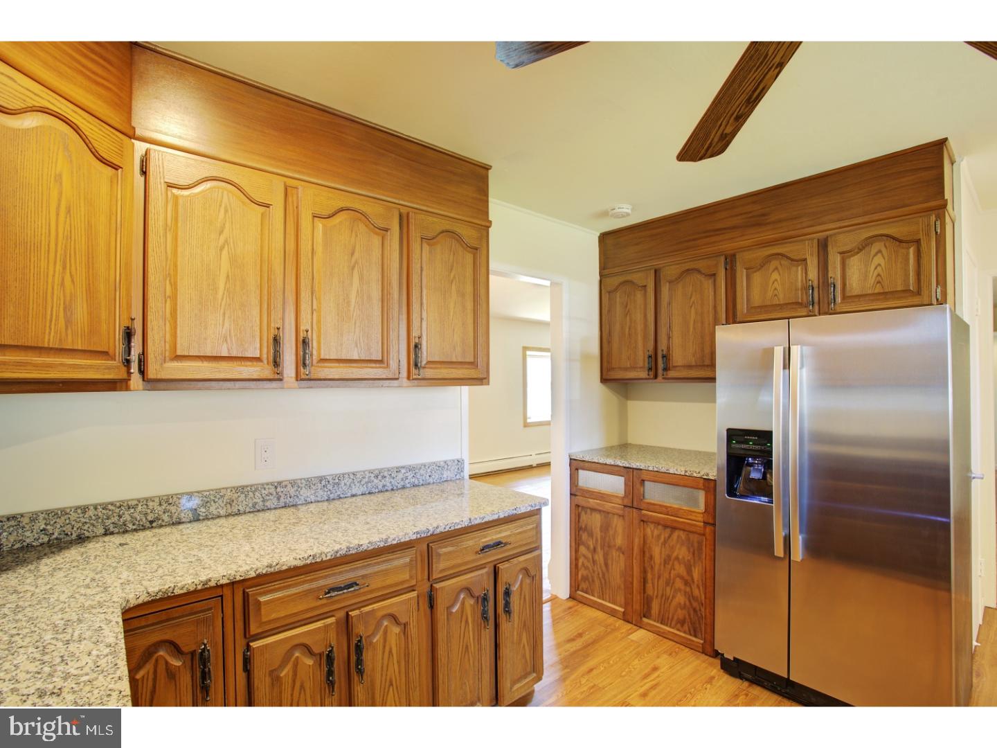 24 Roving Road Levittown, PA 19056 - Photo 11 of 21 Kitchen